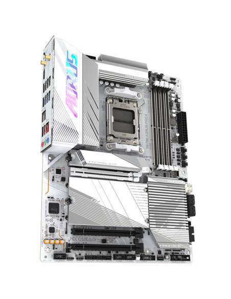 GIGABYTE X670E Aorus Pro X, AMD X670E-Mainboard - Socket AM5 casemod.es