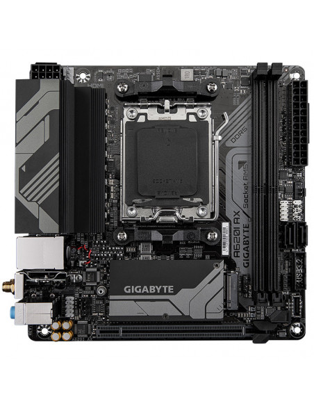 GIGABYTE A620I AX, AMD A620 Mainboard - Socket AM5, DDR5 casemod.es