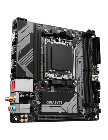 GIGABYTE A620I AX, AMD A620 Mainboard - Socket AM5, DDR5 casemod.es